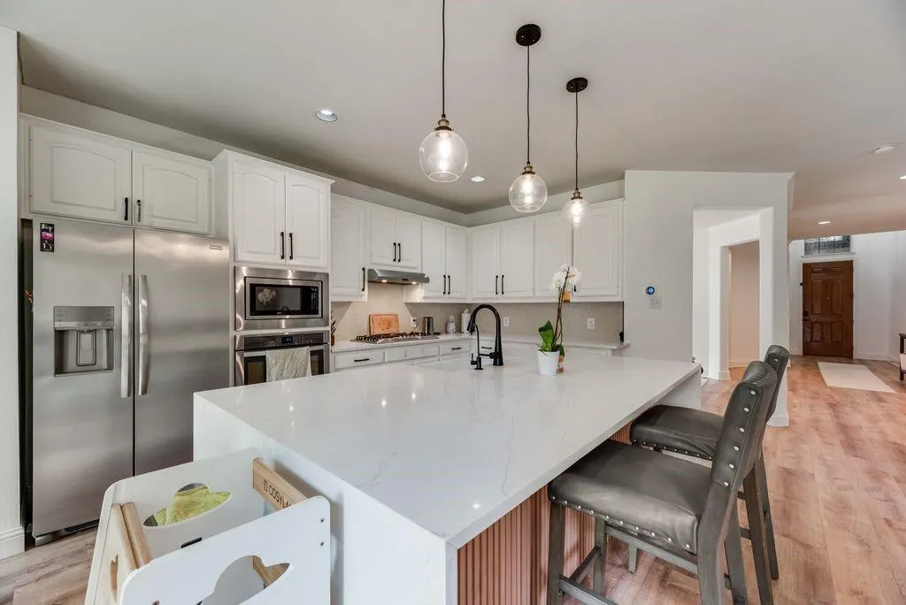 4104 Tiffany Drive