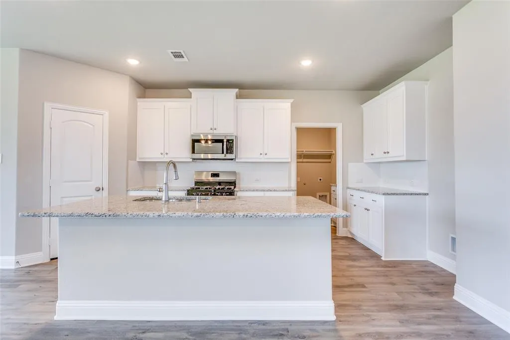 2921 Pronghorn Drive