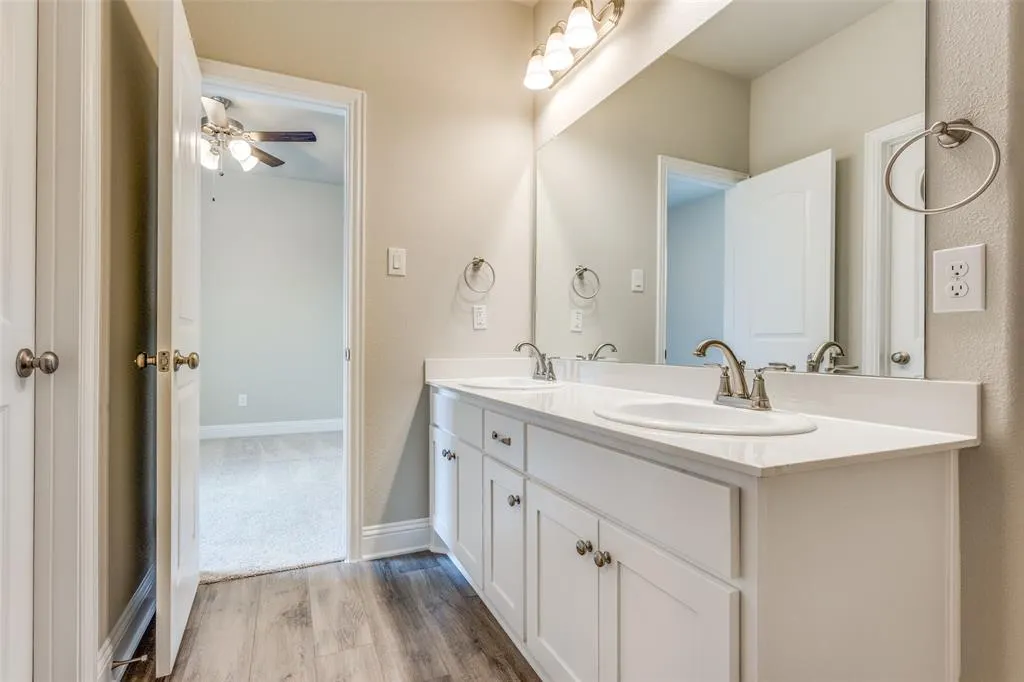 2921 Pronghorn Drive