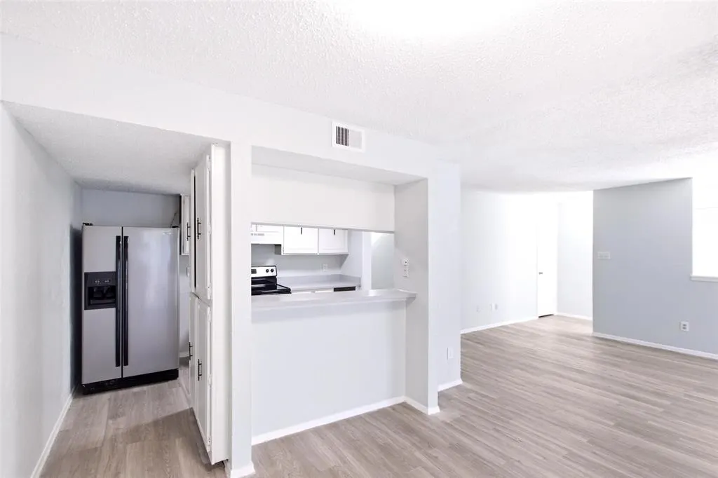 8560 Park Lane ##50