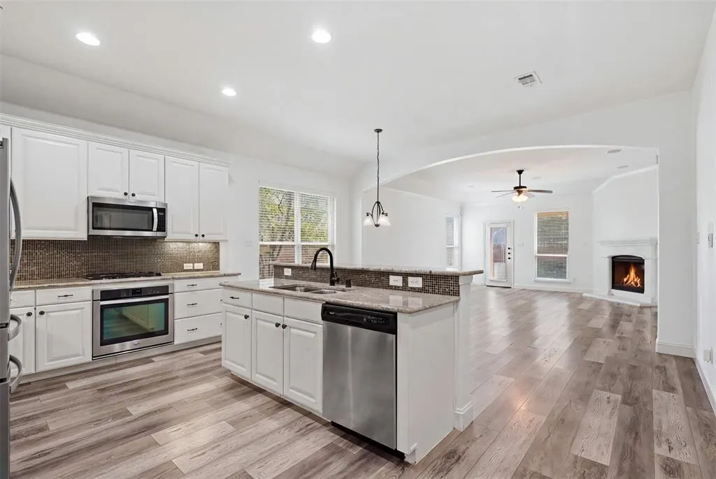 11809 Bertram Road