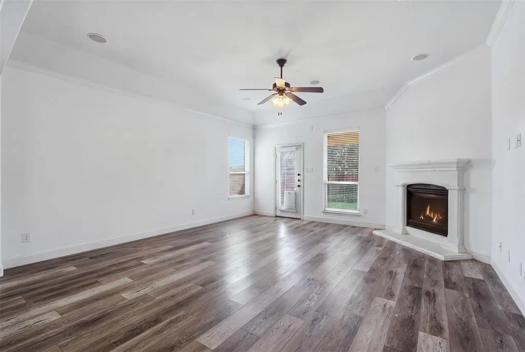 11809 Bertram Road