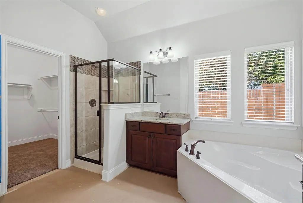 11809 Bertram Road