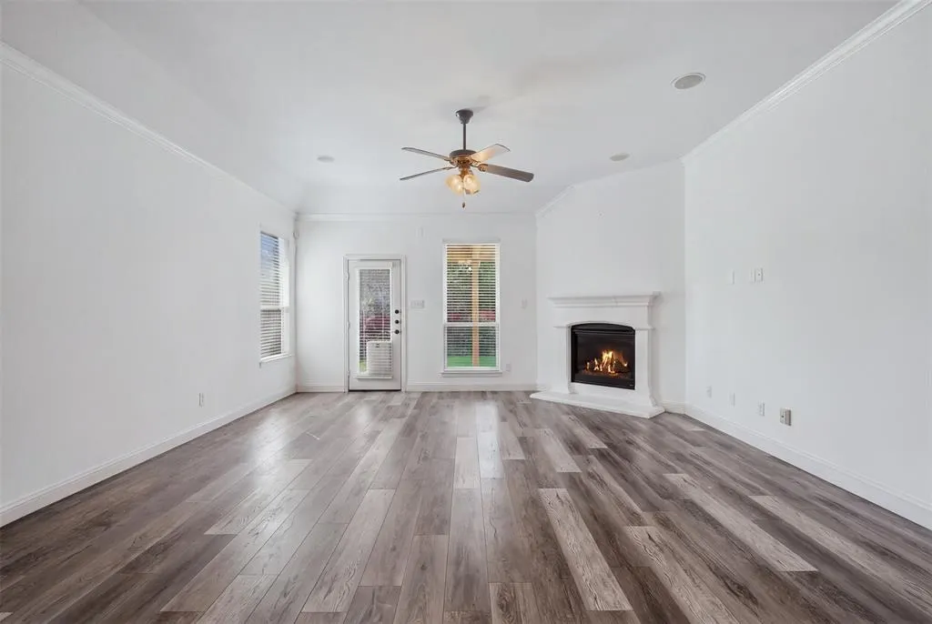 11809 Bertram Road