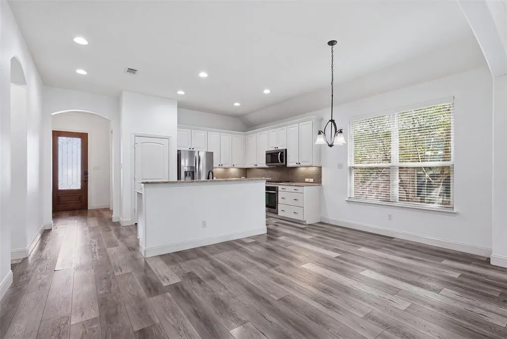 11809 Bertram Road