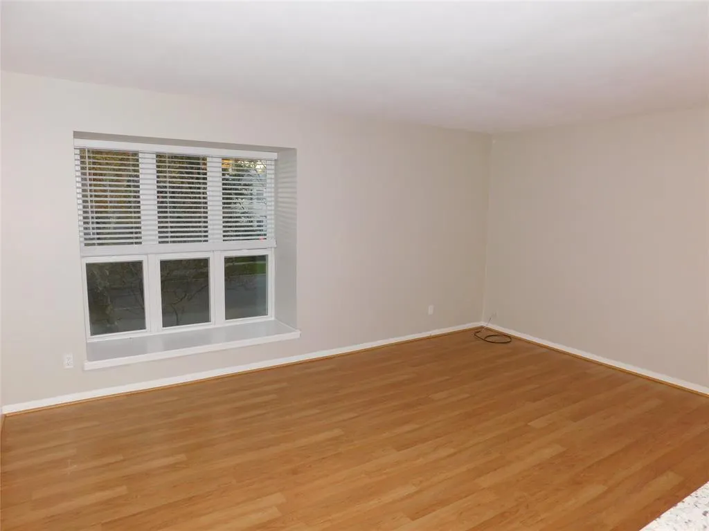 4239 Mckinney Avenue #208