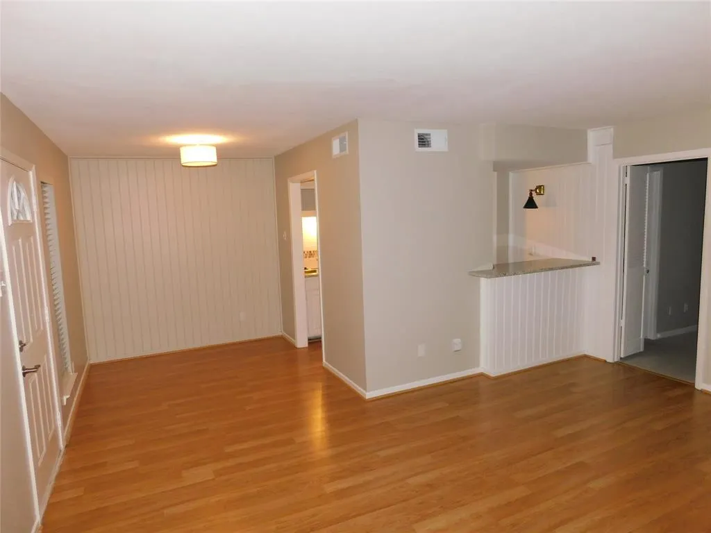4239 Mckinney Avenue #208