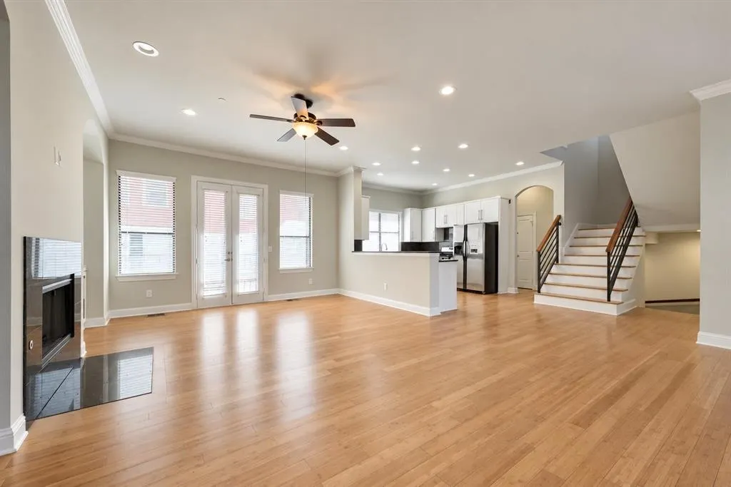 4432 Bowser Avenue #C