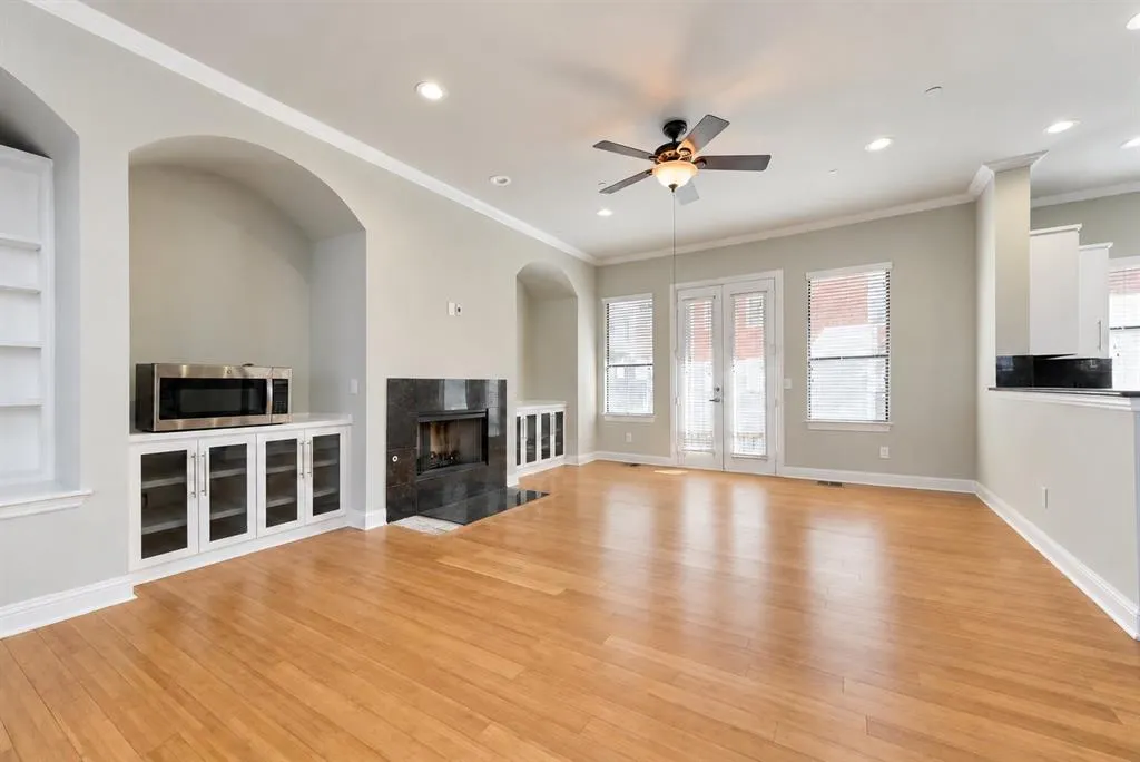4432 Bowser Avenue #C