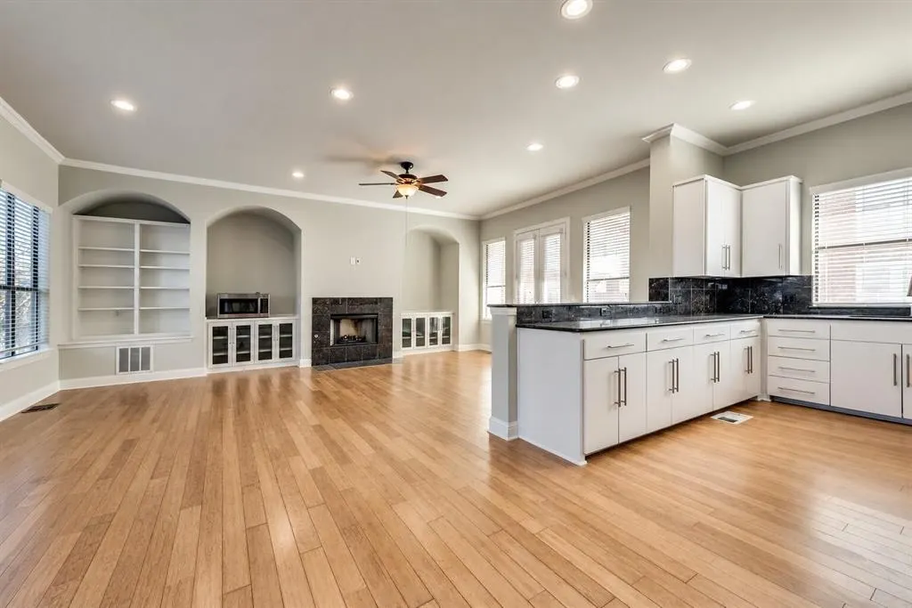 4432 Bowser Avenue #C