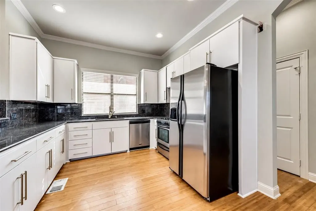4432 Bowser Avenue #C