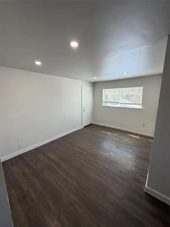 230 Starr Street #101