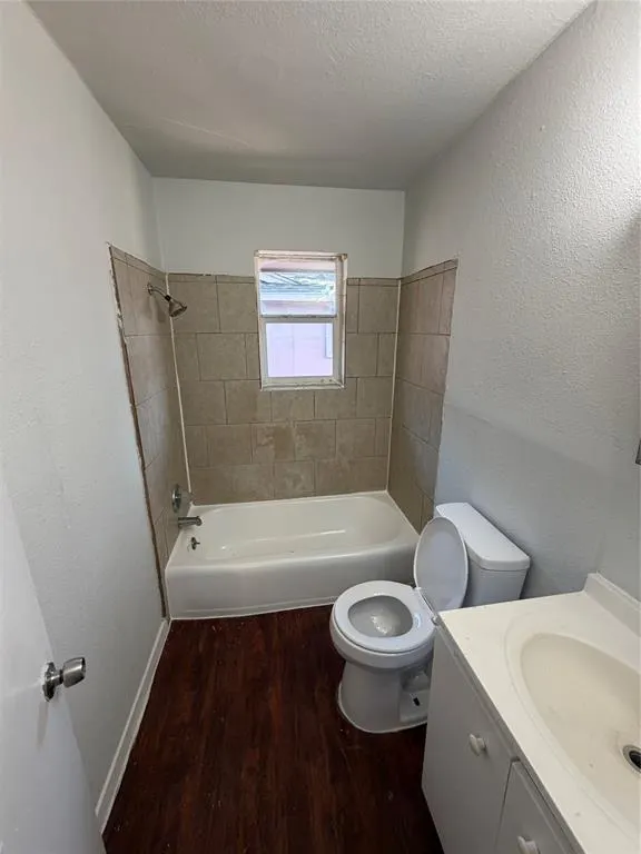 230 Starr Street #202