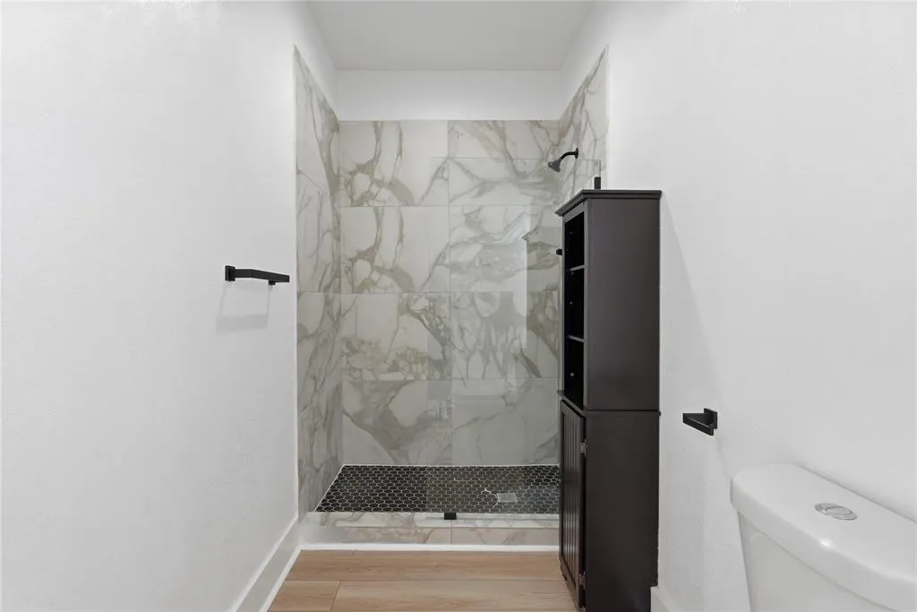 506 N Lancaster Avenue #504A