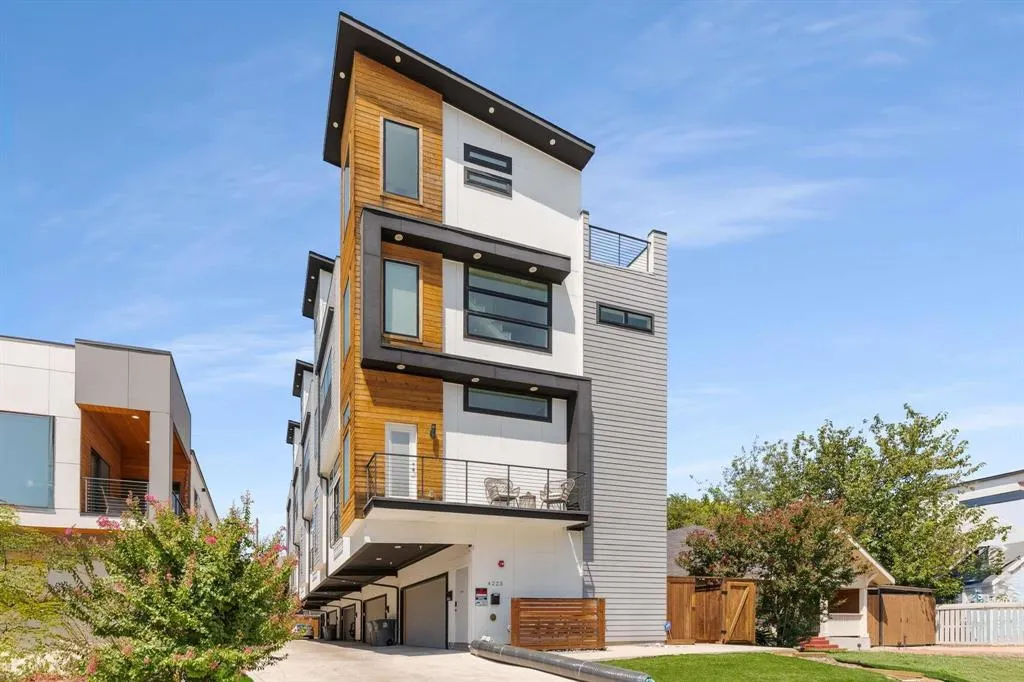 4223 Delano Place