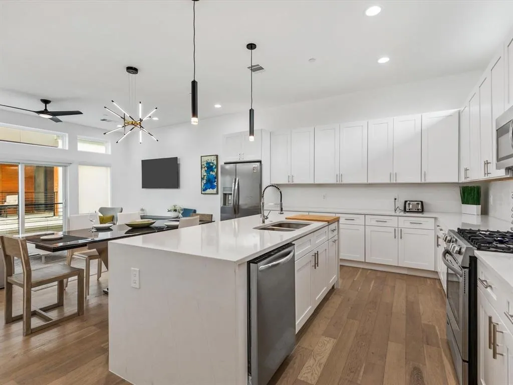 4223 Delano Place