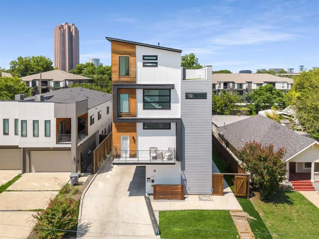 4223 Delano Place