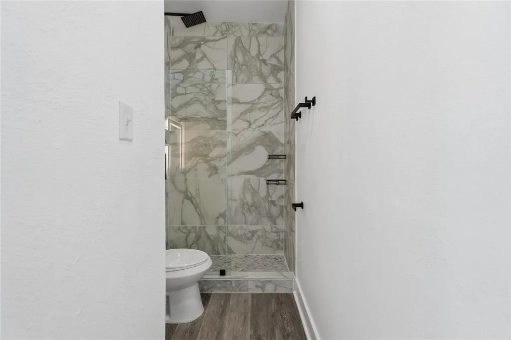 506 N Lancaster Avenue #506A