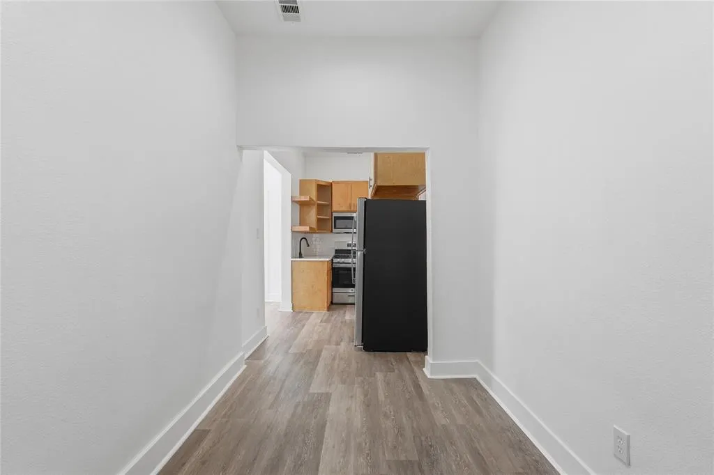 506 N Lancaster Avenue #506A