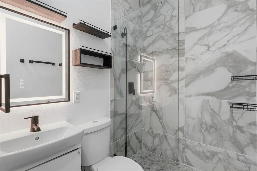 506 N Lancaster Avenue #506A