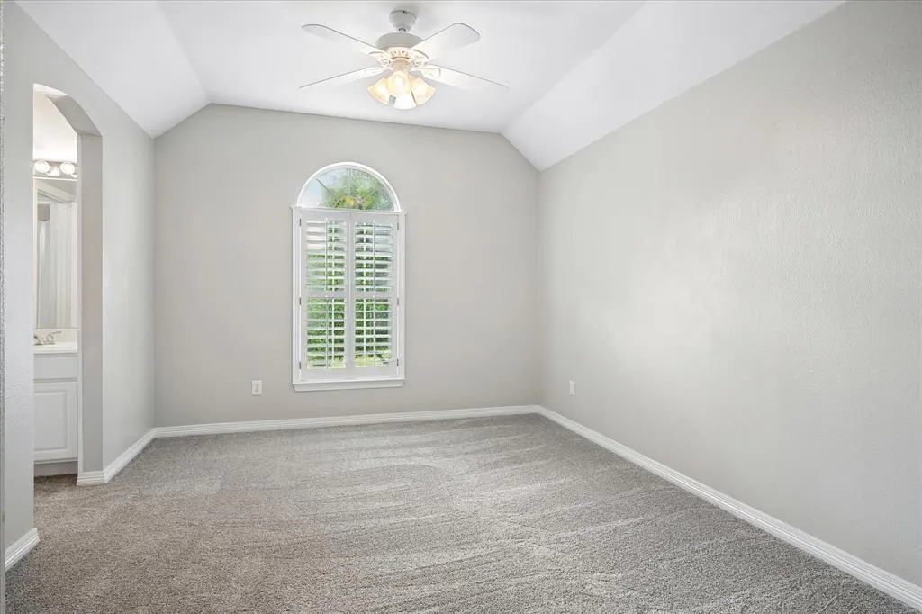 5104 Arbor Hollow Drive