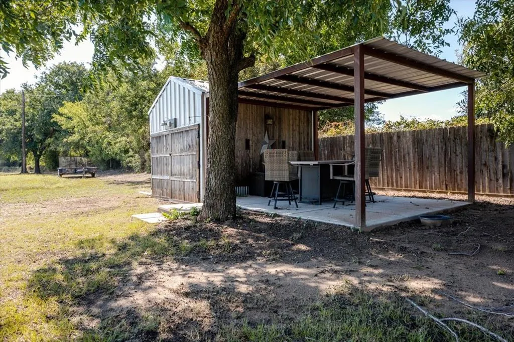 2003 Tolar Cemetery Road