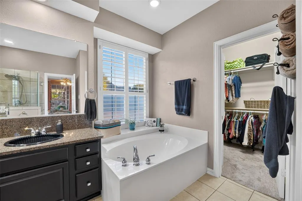 6531 Shadywood Drive