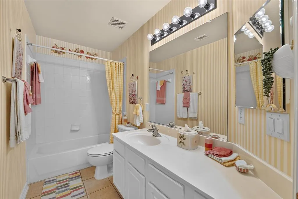 6531 Shadywood Drive
