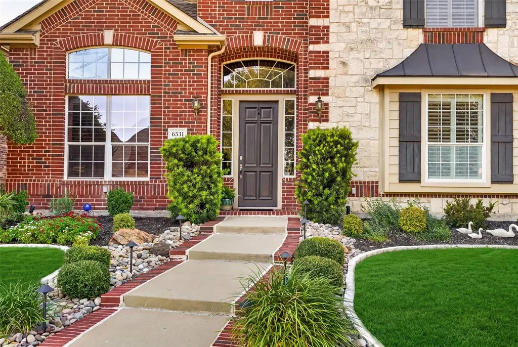 6531 Shadywood Drive