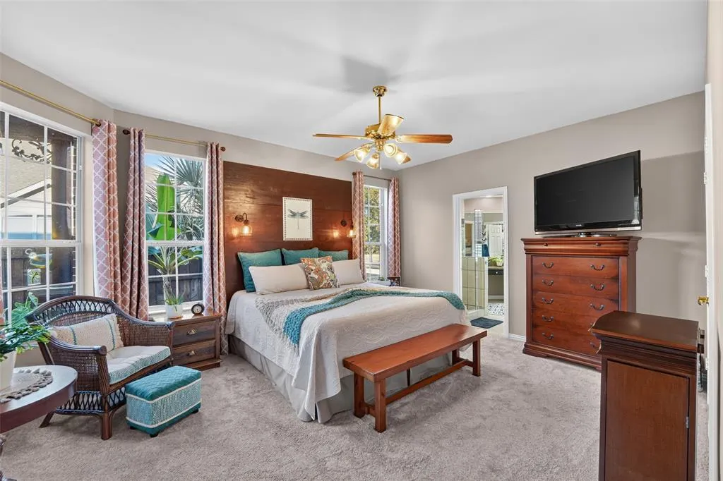 6531 Shadywood Drive
