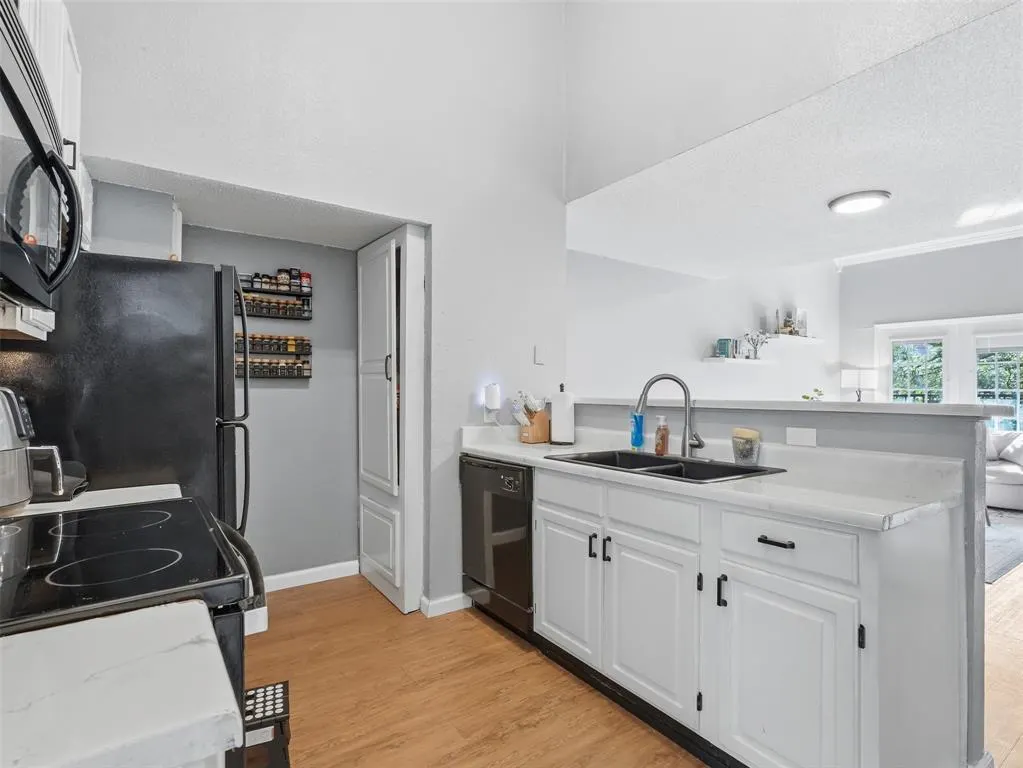 13217 Emily Road #3206