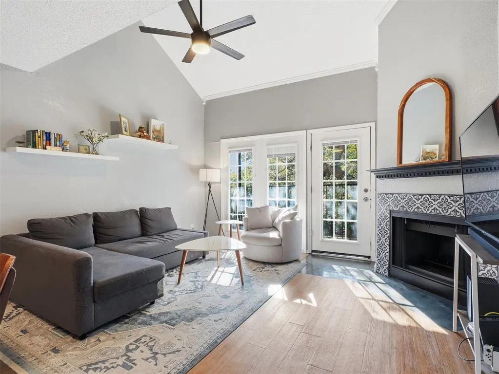 13217 Emily Road #3206