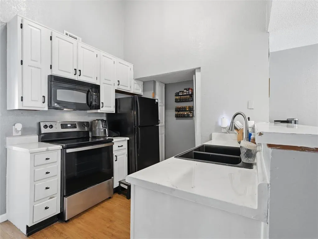 13217 Emily Road #3206