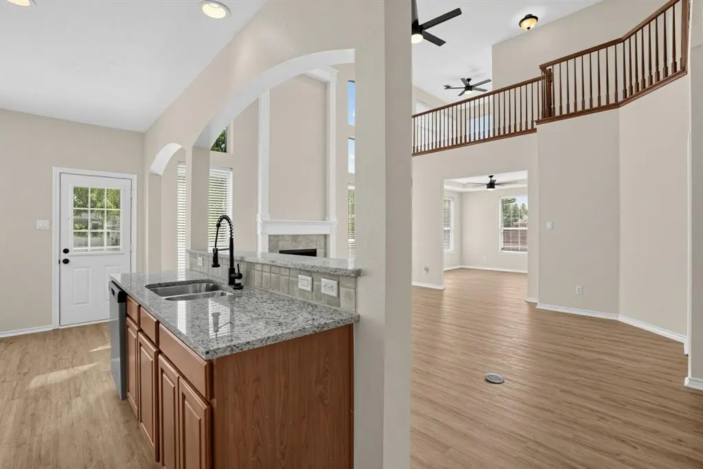 6408 Canyon Lake Drive