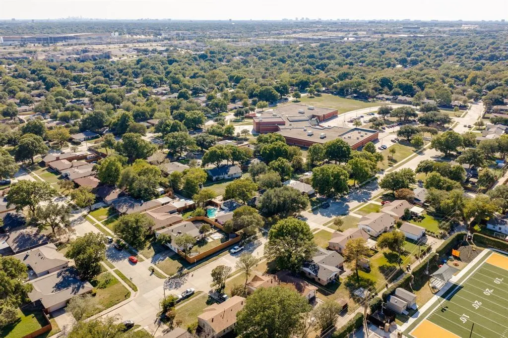 1204 Janwood Drive