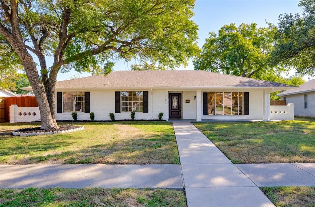 1204 Janwood Drive