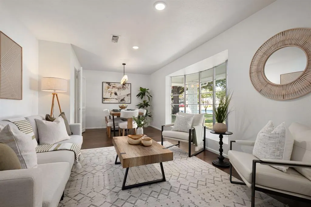 1204 Janwood Drive
