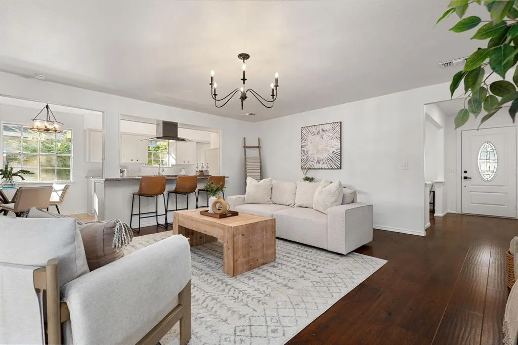 1204 Janwood Drive