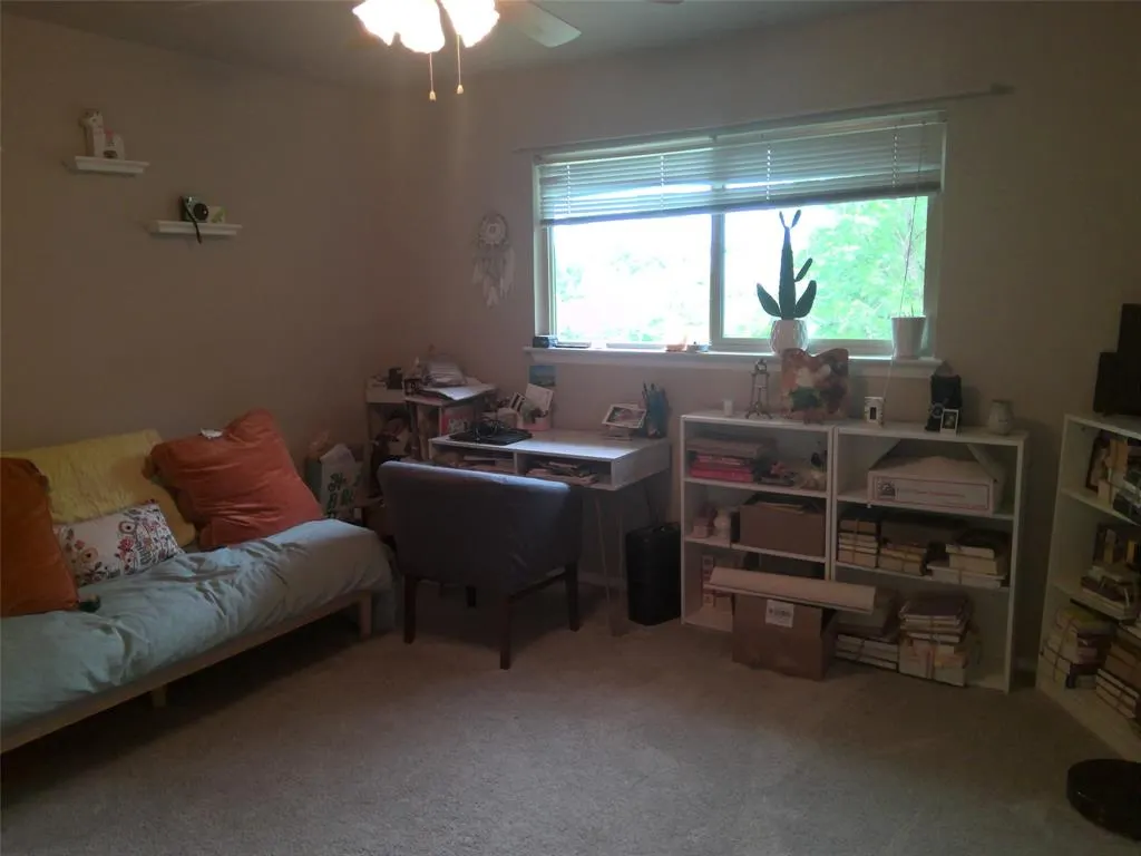 7348 Walling Lane