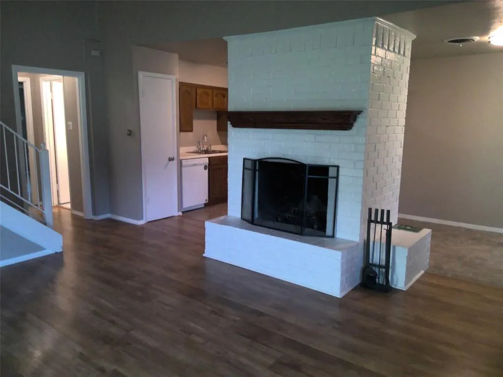 7348 Walling Lane