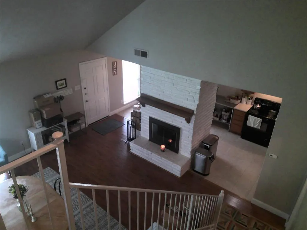 7348 Walling Lane