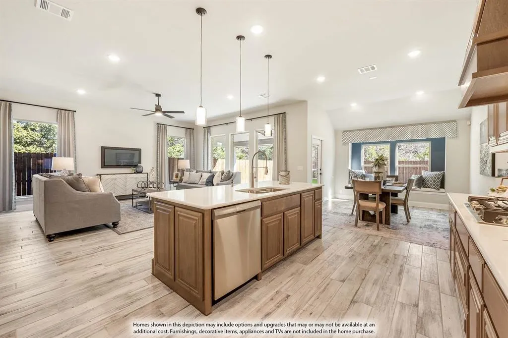 3414 Nightingale Lane