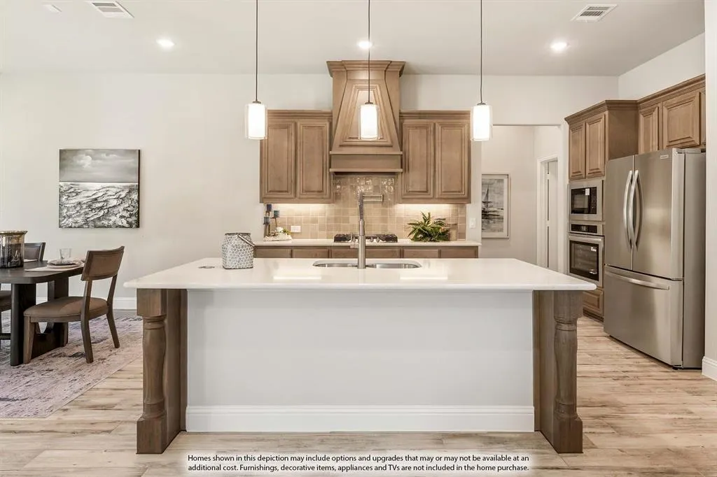3414 Nightingale Lane