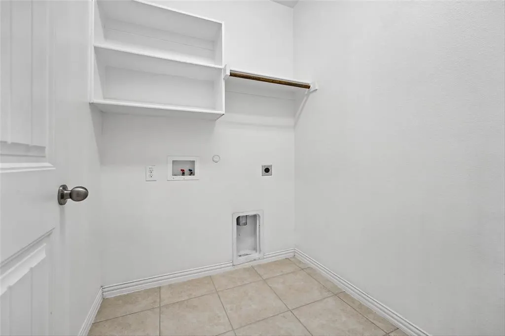 14629 Viking Lane