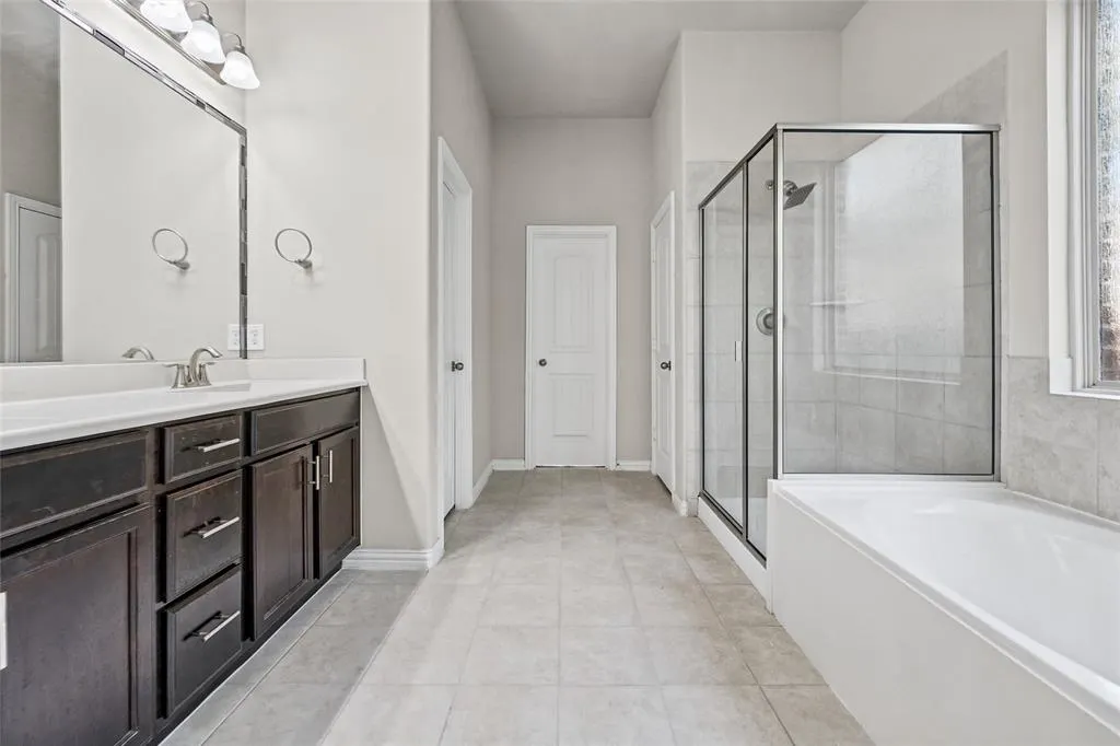 14629 Viking Lane