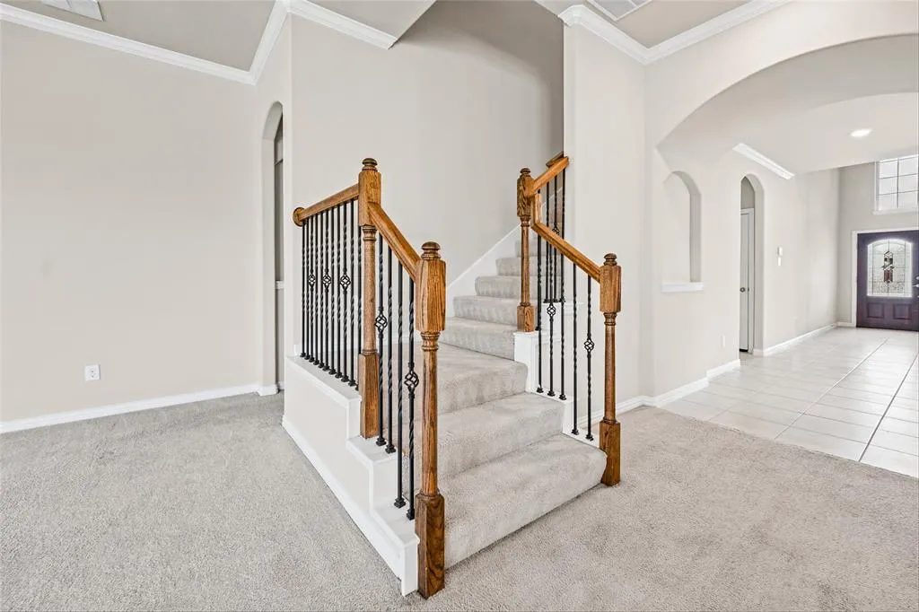 14629 Viking Lane