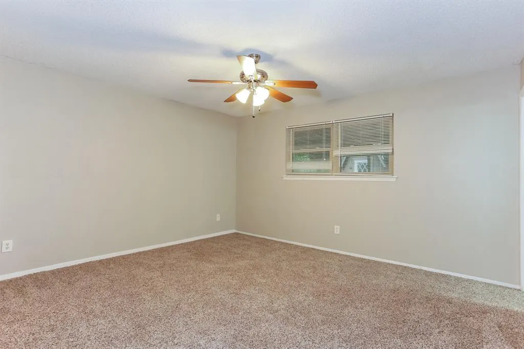 604 Circleview Drive