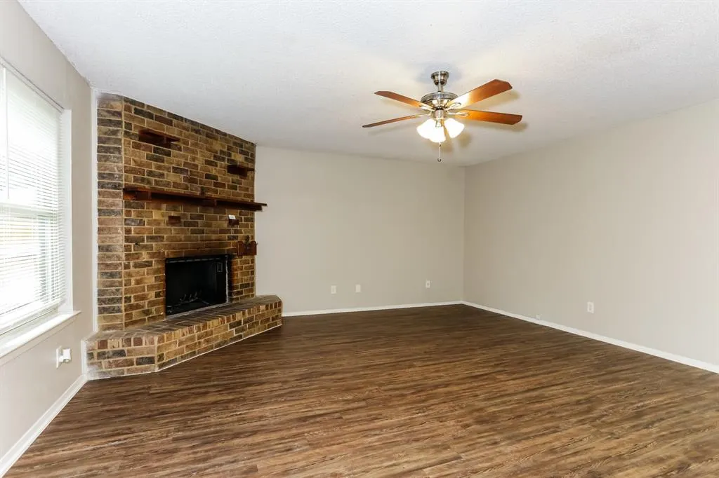 604 Circleview Drive