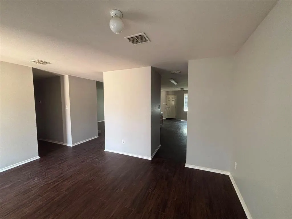 2733 Ingram Circle
