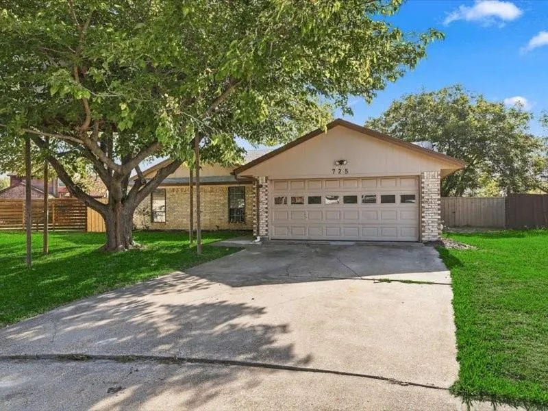 725 Southridge Court